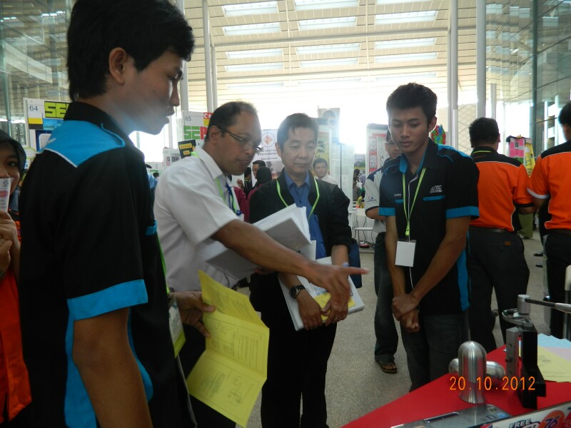 ACADREX2012 - 30 ACADREX2012 - 30